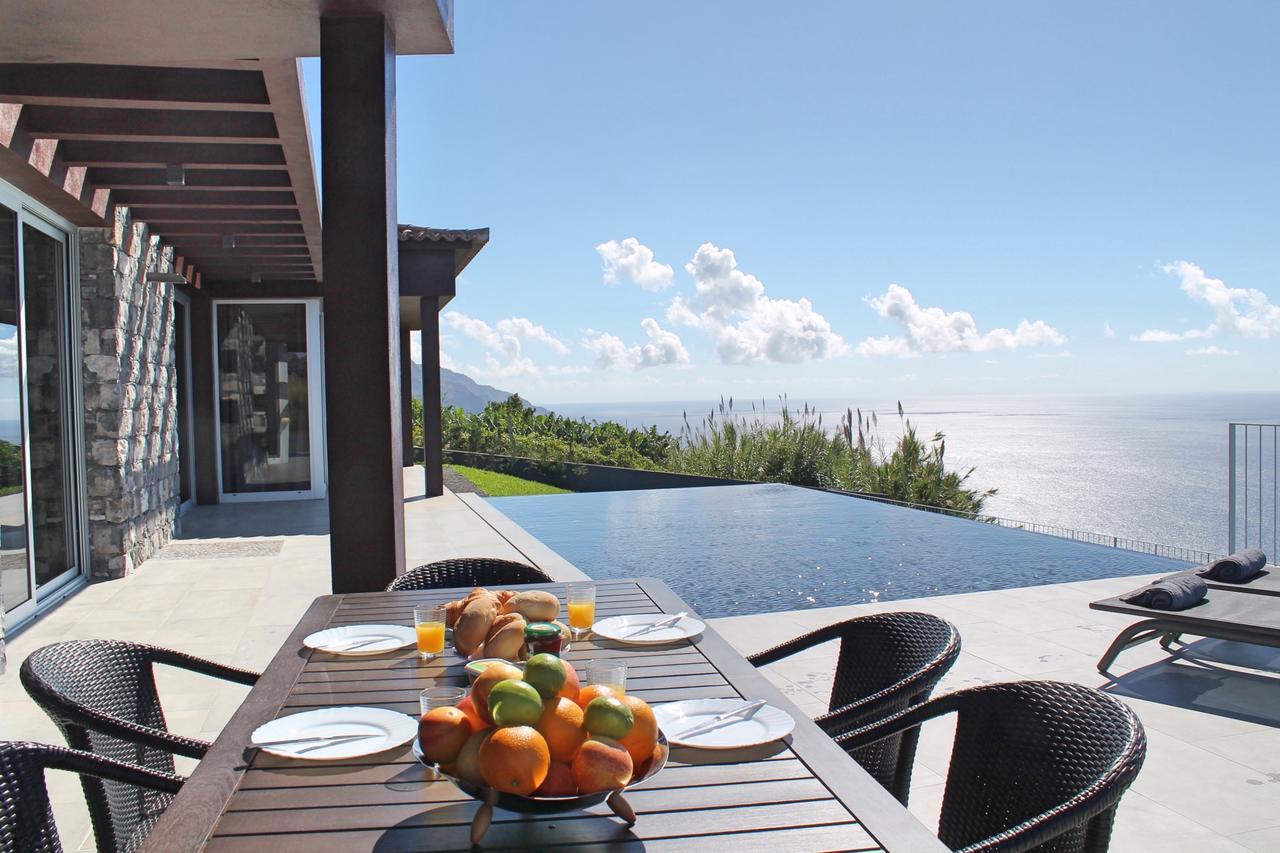 Вилла Ourmadeira - Cliffscape, Panoramic Seaviews Estreito Da Calheta Экстерьер фото