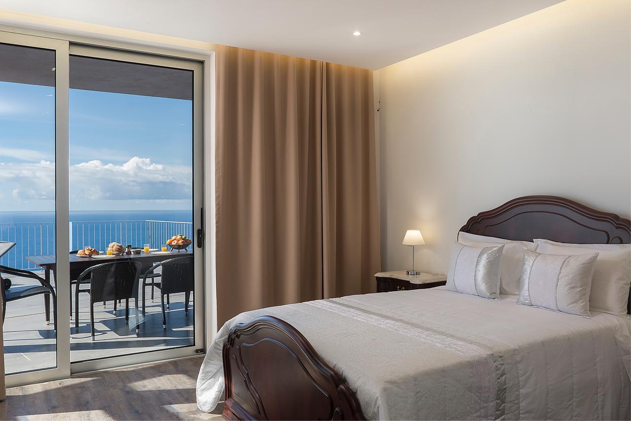 Вилла Ourmadeira - Cliffscape, Panoramic Seaviews Estreito Da Calheta Экстерьер фото